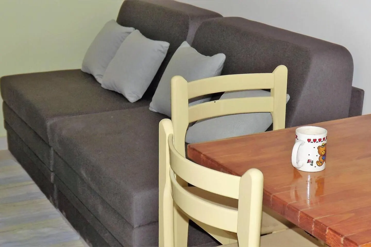 Apartment 4 Sleeps 4 Guests Split