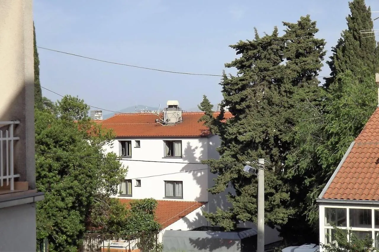 Apartment 4 Sleeps 4 Guests Split Croatia