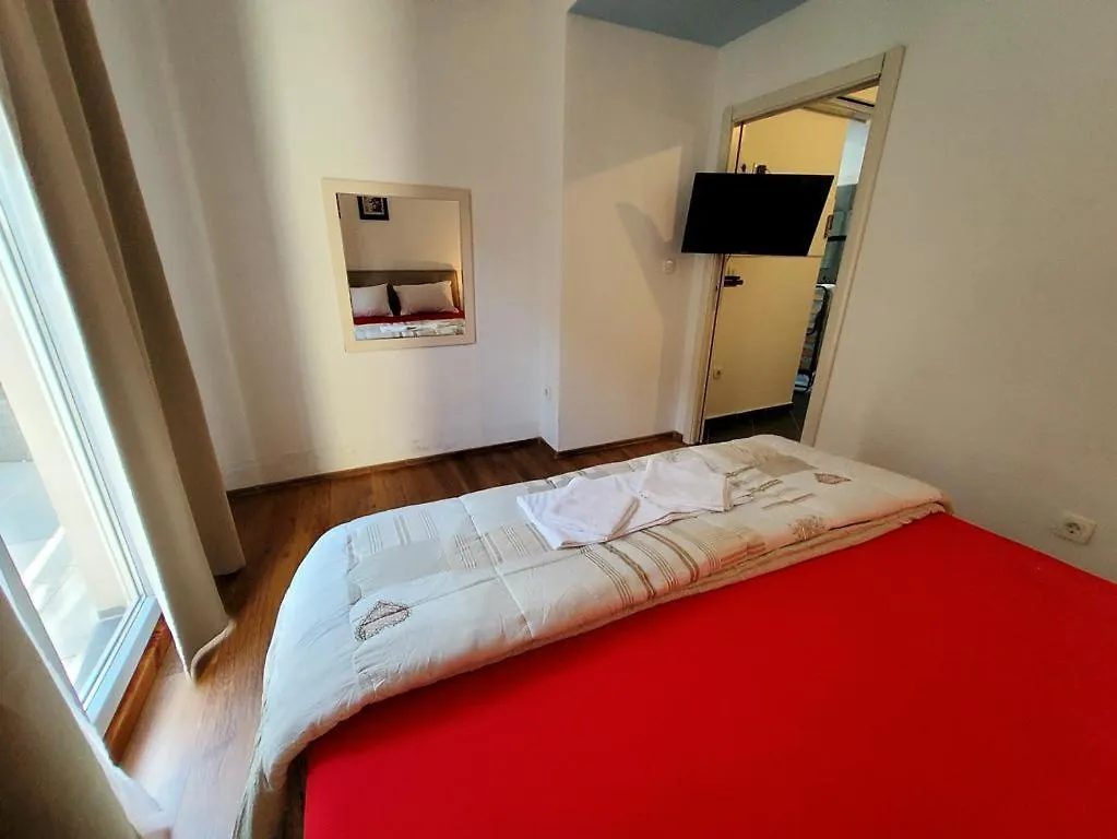 Apartment 4 Sleeps 4 Guests Split